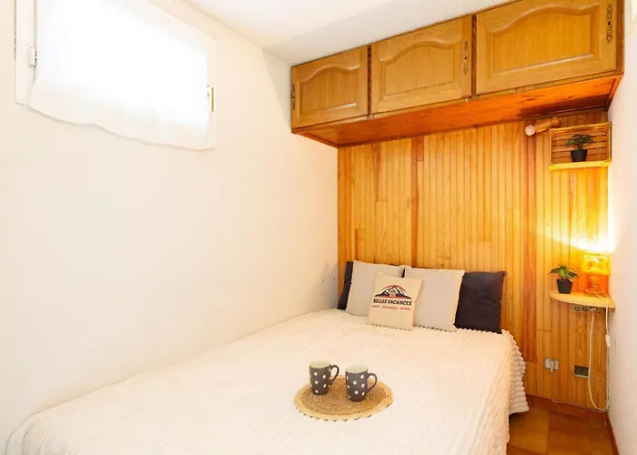 Calme Pres Du Centre Saint-lary, 700m Du Telepherique, 5 Pers. Max - Fr-1-296-516